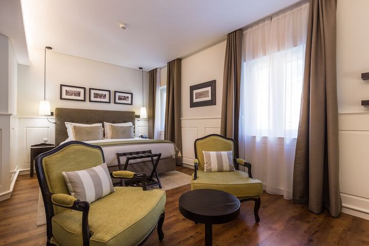 Lisbon Wine Hotel