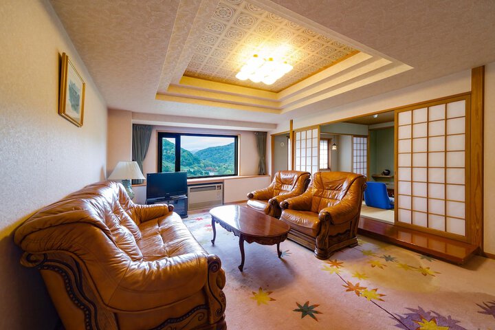 Room 46 of 190
