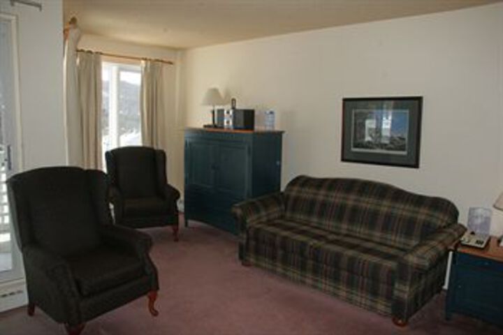 Room 14 of 42