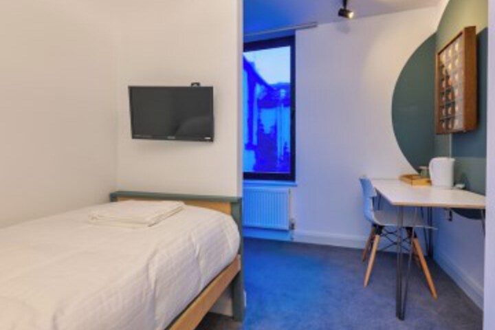 Room 59 of 109