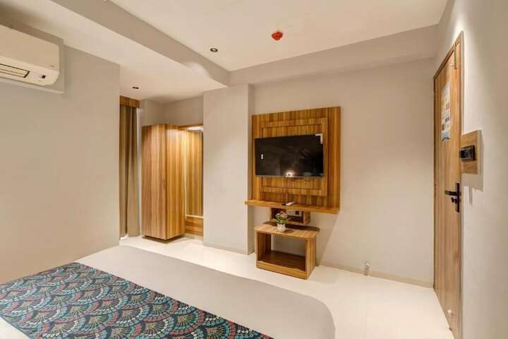 Room 31 of 39