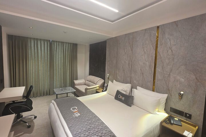 Room 14 of 31