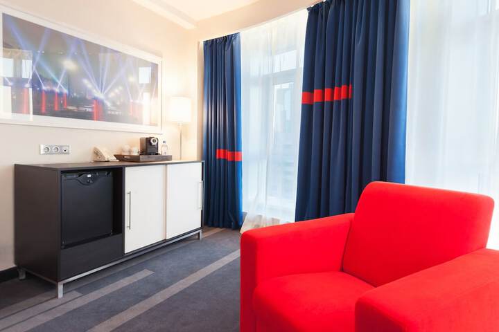 Room 15 of 114
