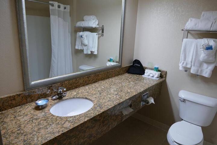Standard Room, King or Two Doubles (2 of 3)