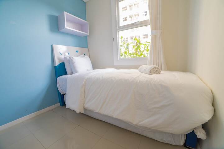 Room 5 of 33