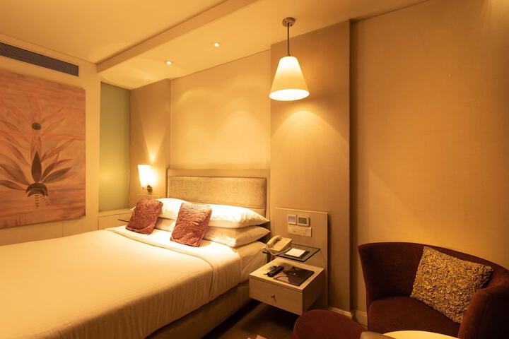 Room 7 of 45