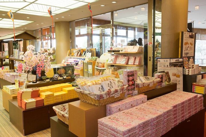 Gift shop