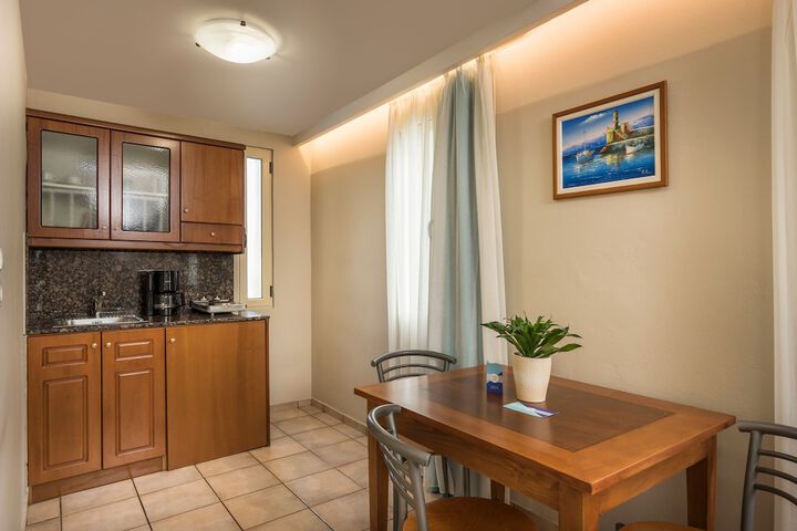 Private kitchenette