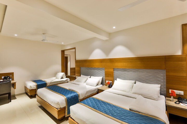 Room 25 of 61
