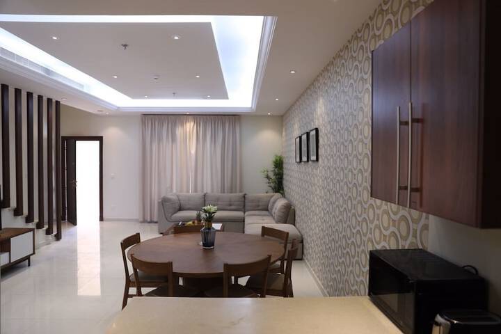 Room 8 of 34