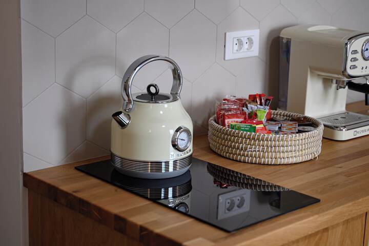 Breakfast/Coffee Service 50 of 86