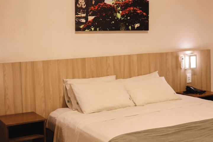 Room 18 of 43