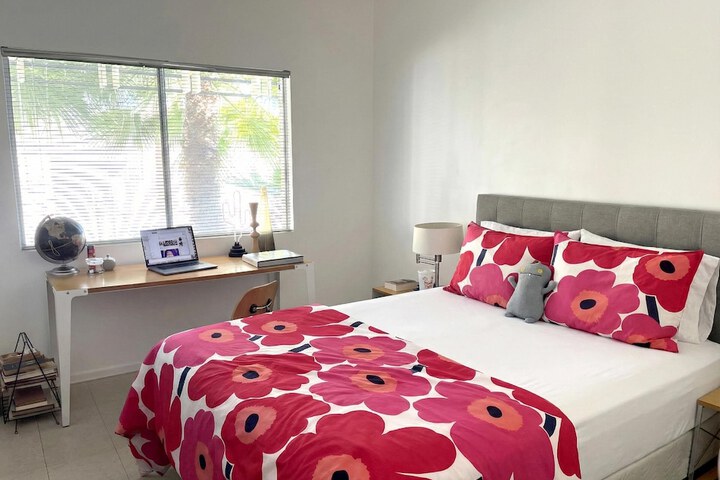 Room 3 of 47