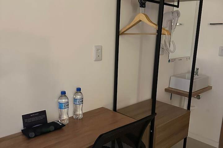 Room 14 of 36