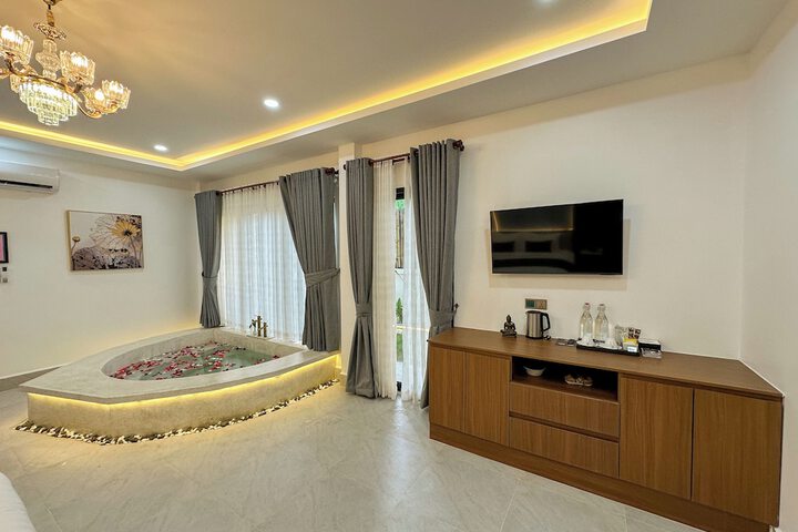 Room 55 of 180