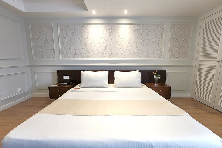 Room 10 of 78