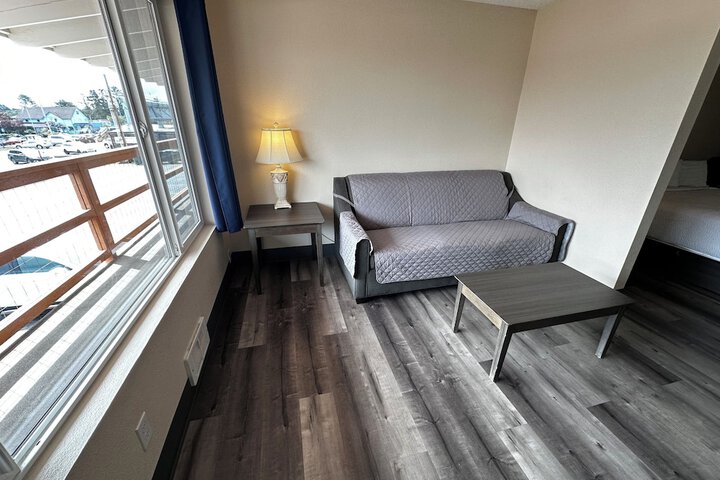 Room 72 of 159