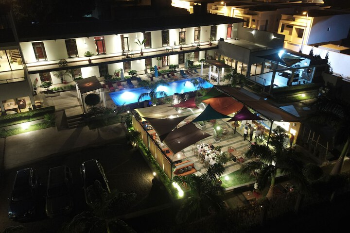 Hotel 69 of 70