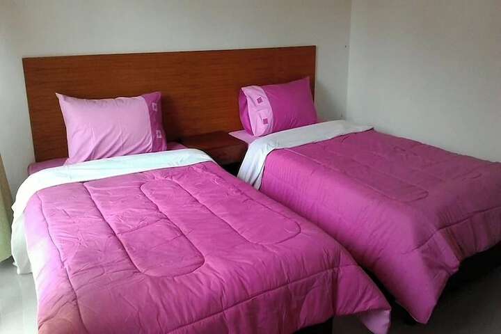 Room 9 of 21