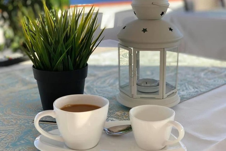 Breakfast/Coffee Service 73 of 119