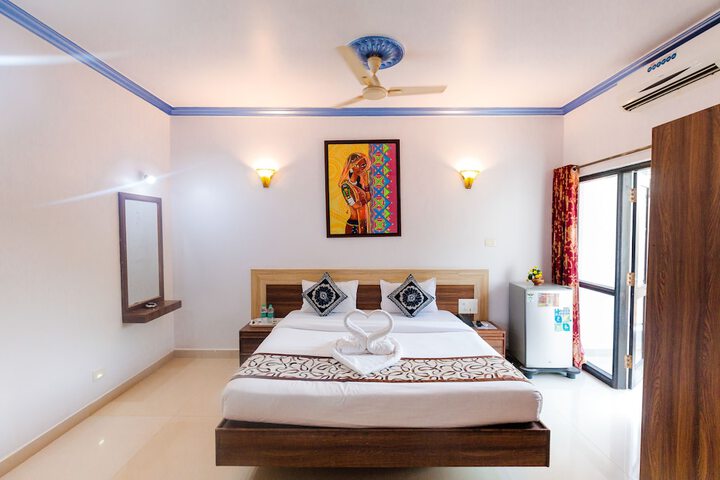 Room 3 of 19