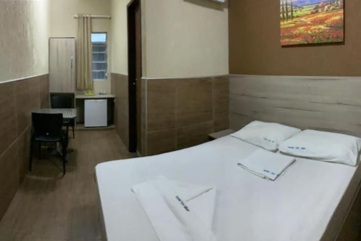 Room 19 of 33