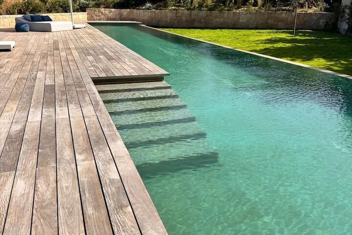 Pool 147 of 217