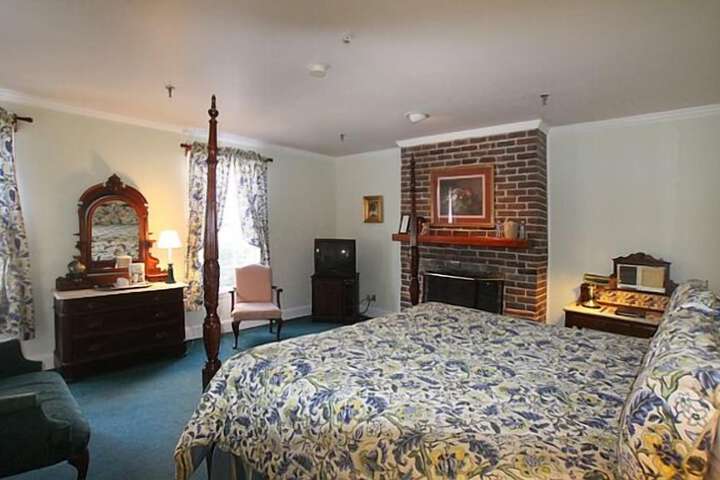 Room 92 of 170