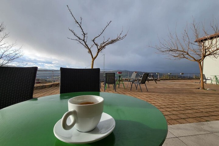 Breakfast/Coffee Service 78 of 98