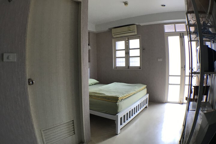 Room 50 of 71