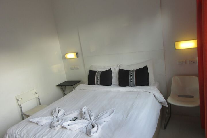 Room 10 of 44