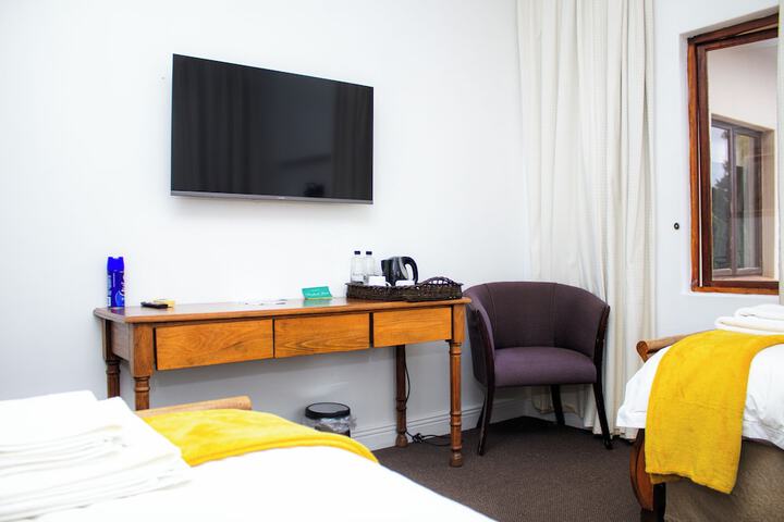 Room 20 of 65