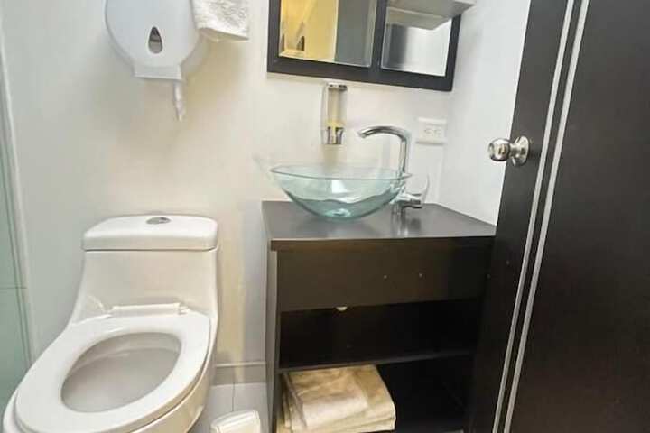Room 15 of 29
