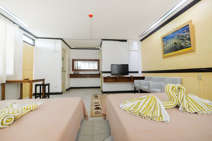 Room 4 of 30