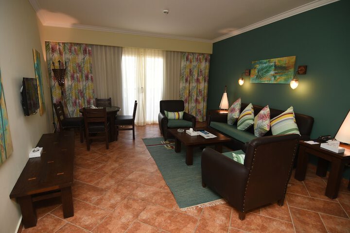Room 30 of 68