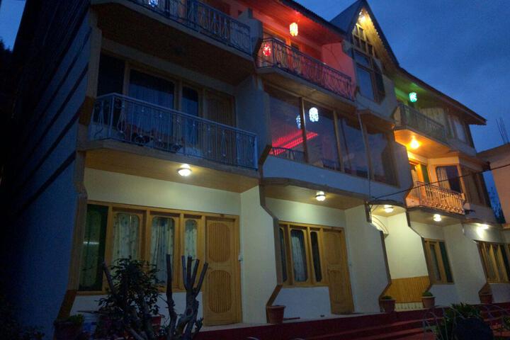 Viewpoint Manali