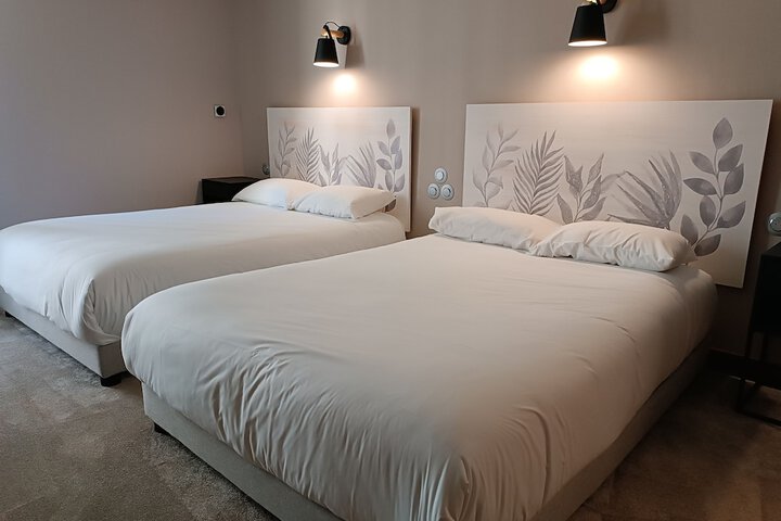 Room 13 of 54