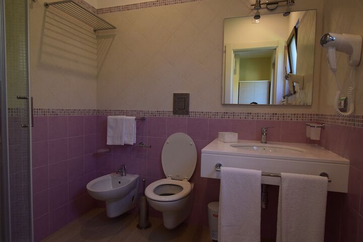 Room 14 of 40