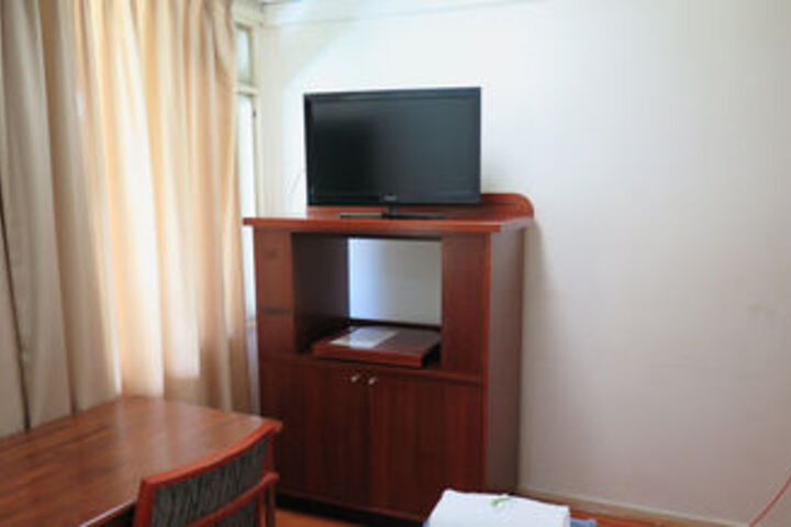 Room 14 of 21