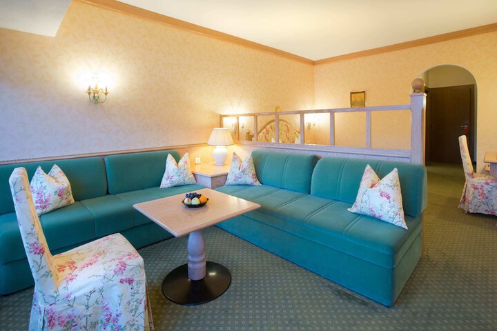 Room 21 of 128