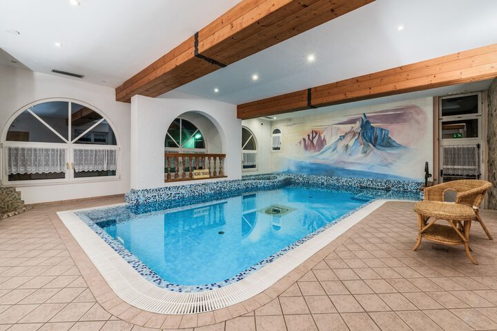Hotel with Pool