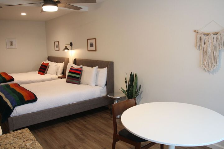 Room 21 of 42