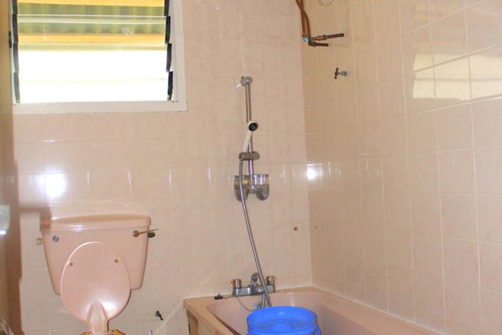 Room 4 of 70