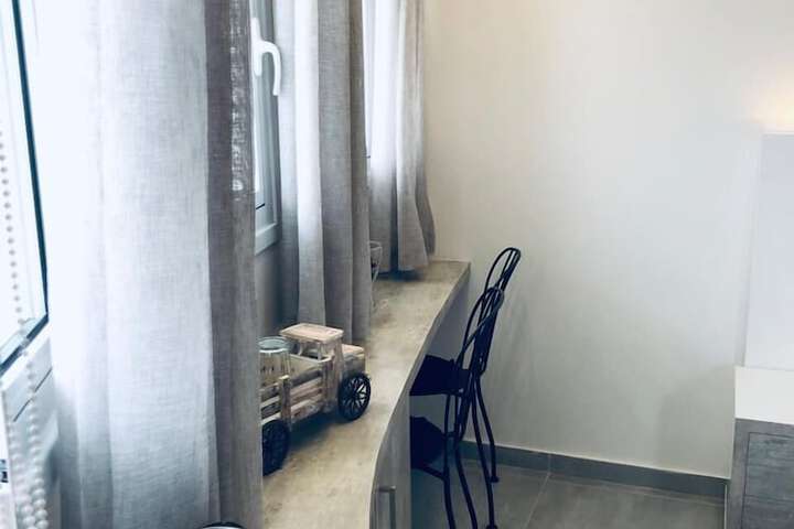 Room 50 of 99