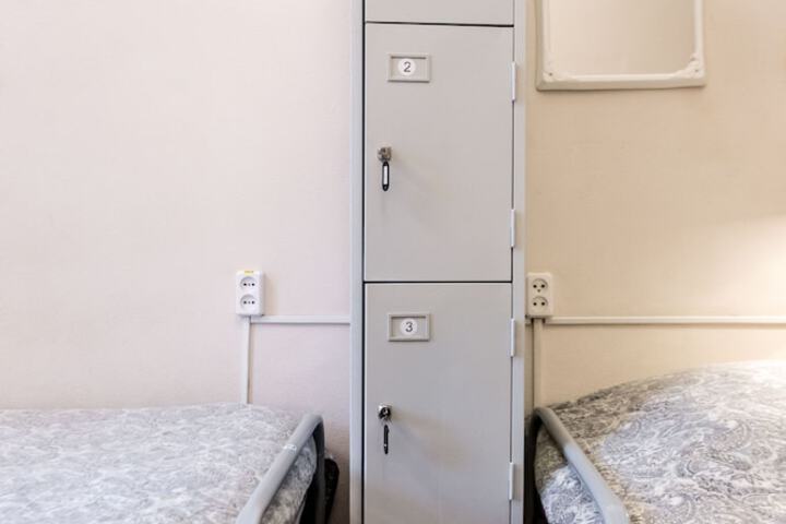Room 14 of 27