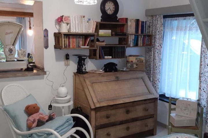 Room 3 of 12