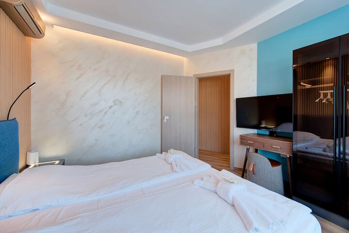 Room 6 of 59