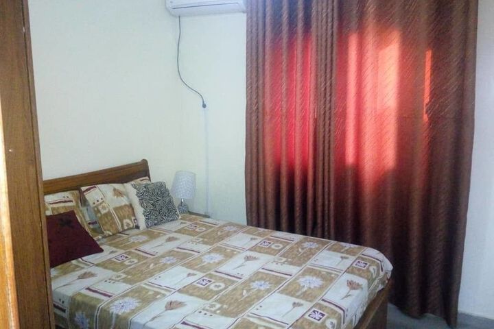 Room 4 of 5