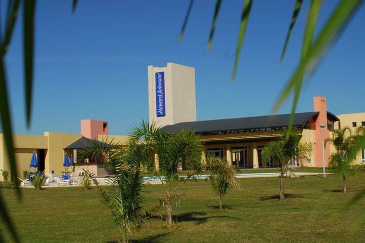 Hotel Exterior 54 of 54
