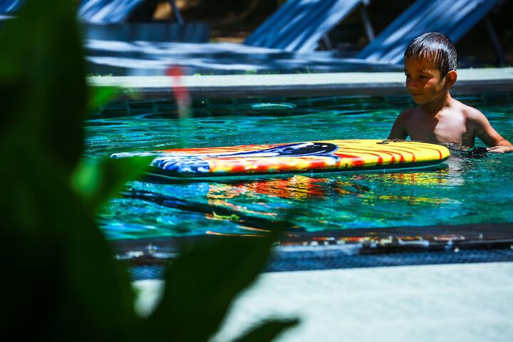 Pool 20 of 47